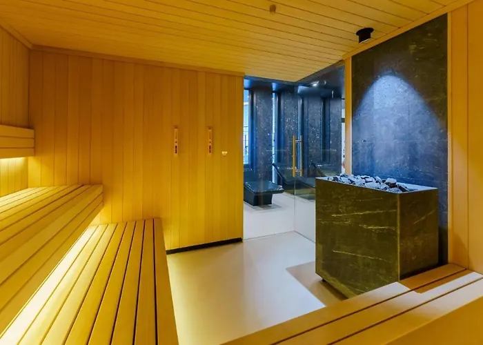 Aqua Polanki Bodnar コウォブジェク